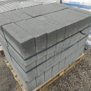 Bloczek betonowy B-20 konstrukcyjny